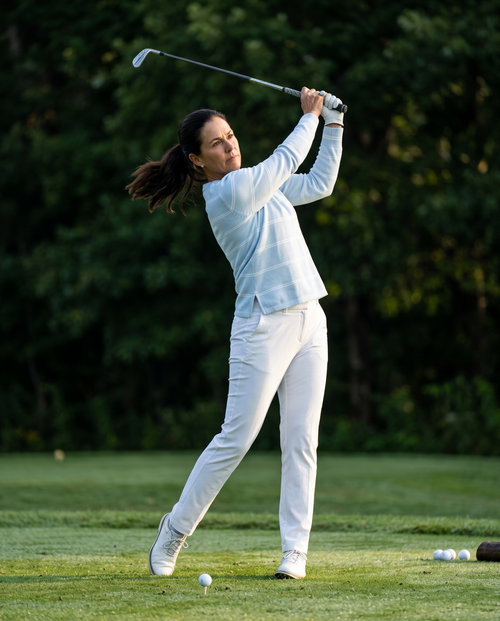Baldoino dames golftrui breton lichtblauw/wit – sfeerbeeld (swing)
